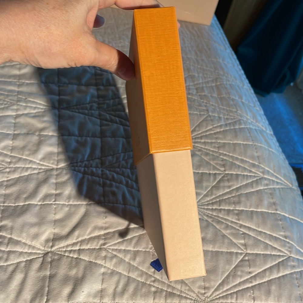 Louis Vuitton Authentic Box - Picture 12 of 13